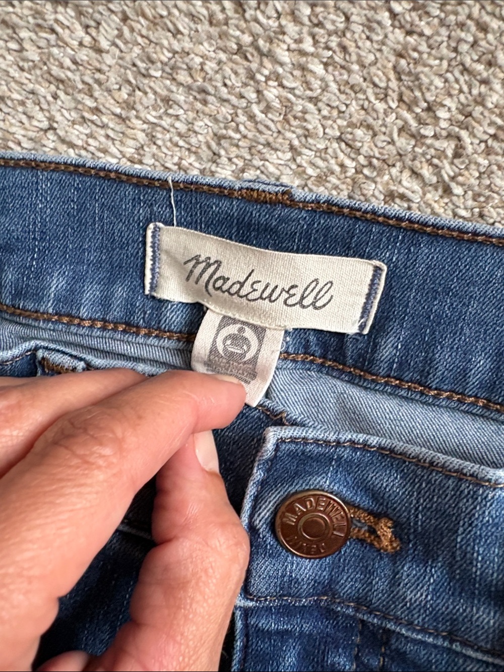 Madewell Dark Wash Skinny Jeans - Picture 2 of 6